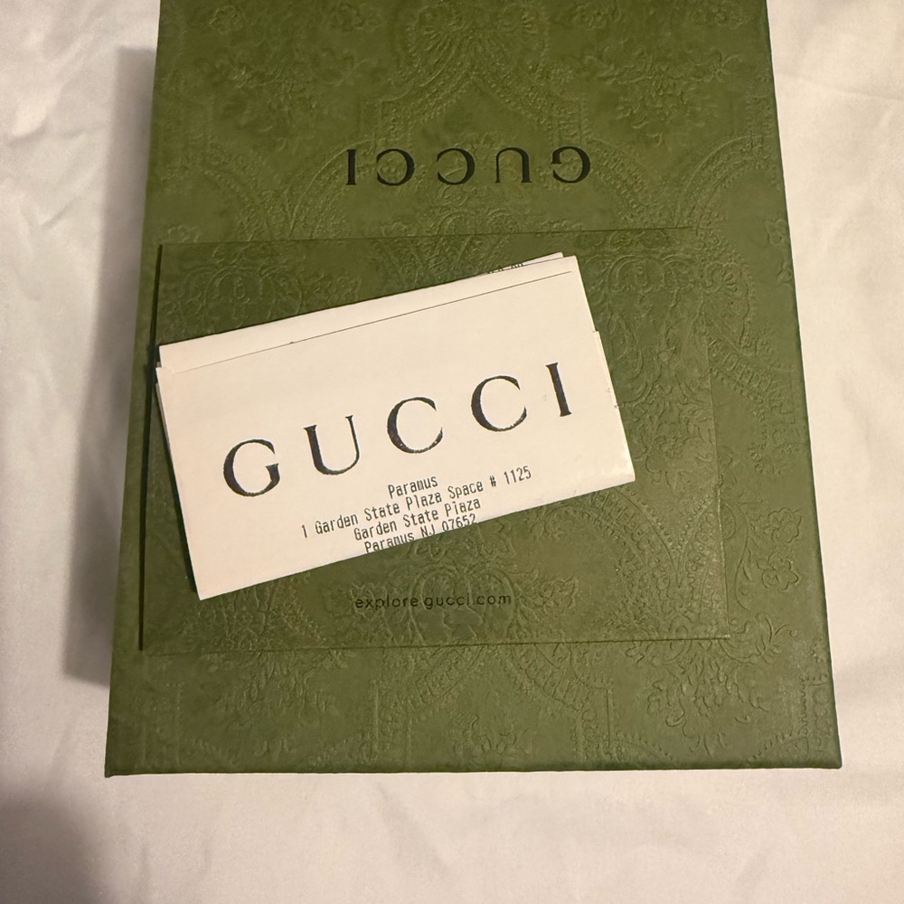 Gucci Beige and Brown Wallet with Red Stripe - Picture 4 of 5